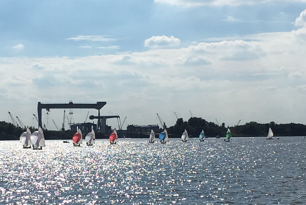 Sanduhr-Regatta mit starker Besetzung