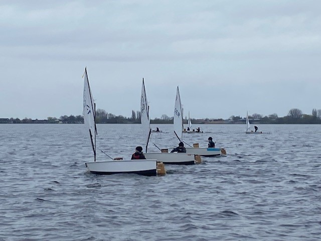 Nicht nur am Gardasee wurde zu Ostern gesegelt